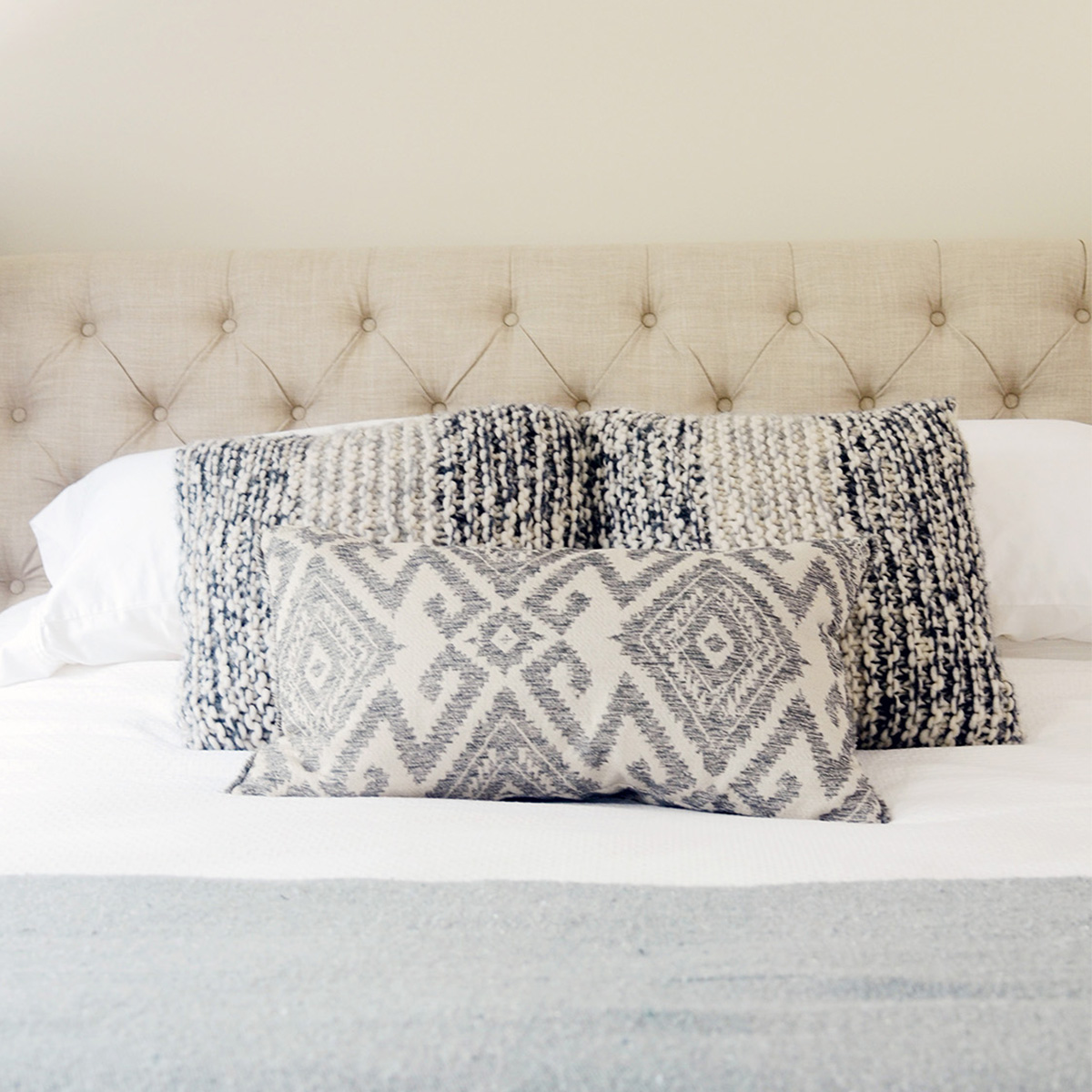 Close Up of Bed Photo of the Flexabed closer up to the bed.