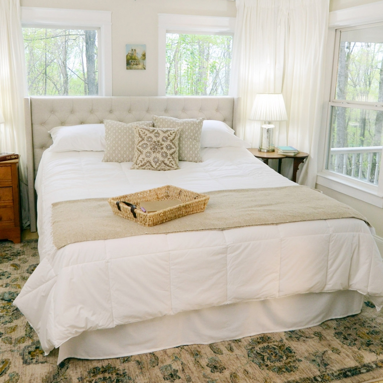 Photo of the Flexabed Premier bed in a bedroom.